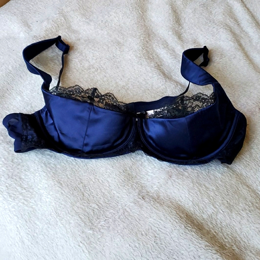 Womens bra - Picture 1 of 7